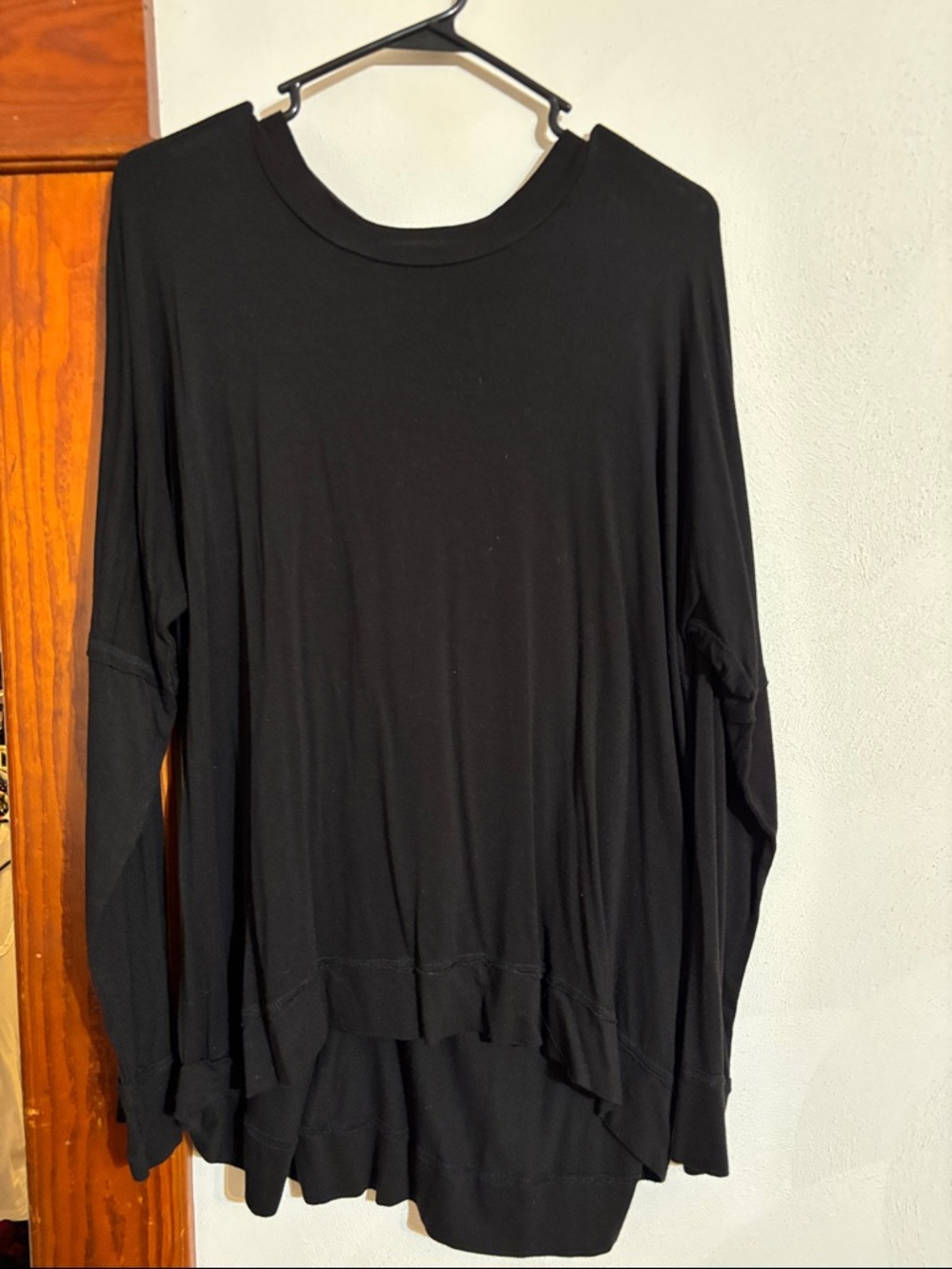 Relaxed Fit Black Long-Sleeve Tunic Top